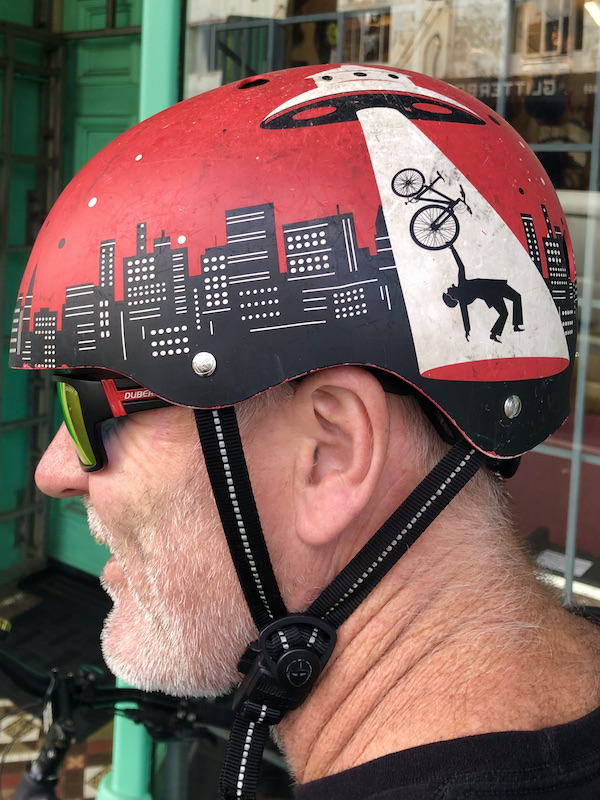 dale yello-glasses.jpeg