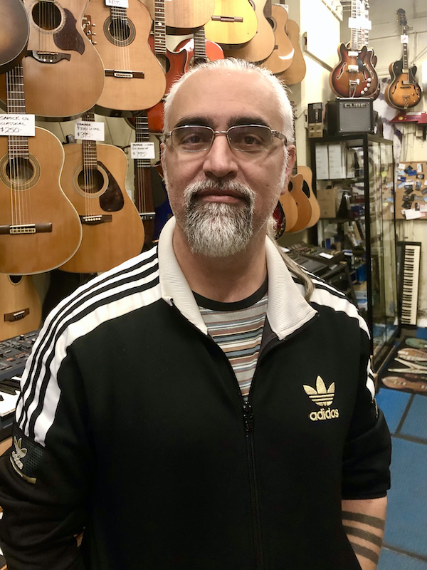 dale yello-glasses.jpeg