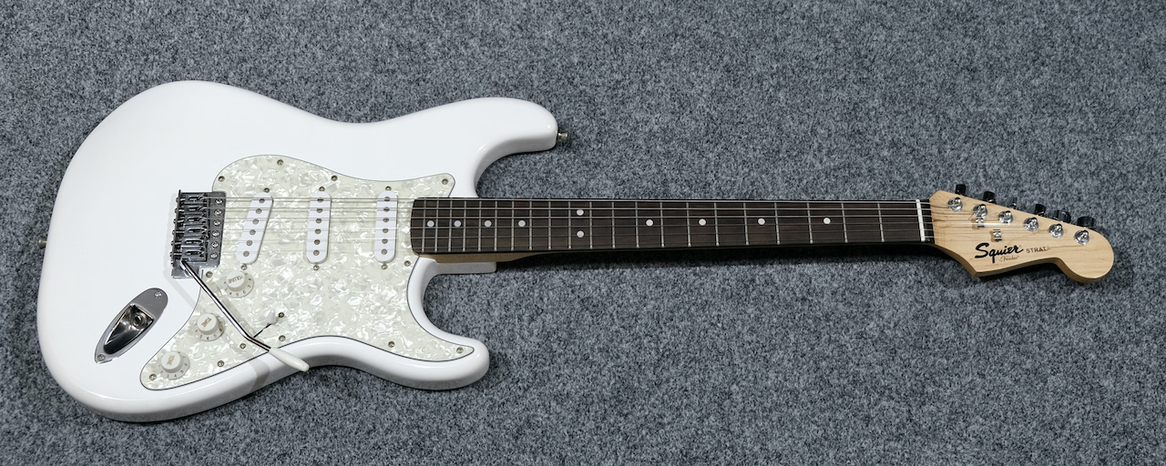 squier strat white pearl